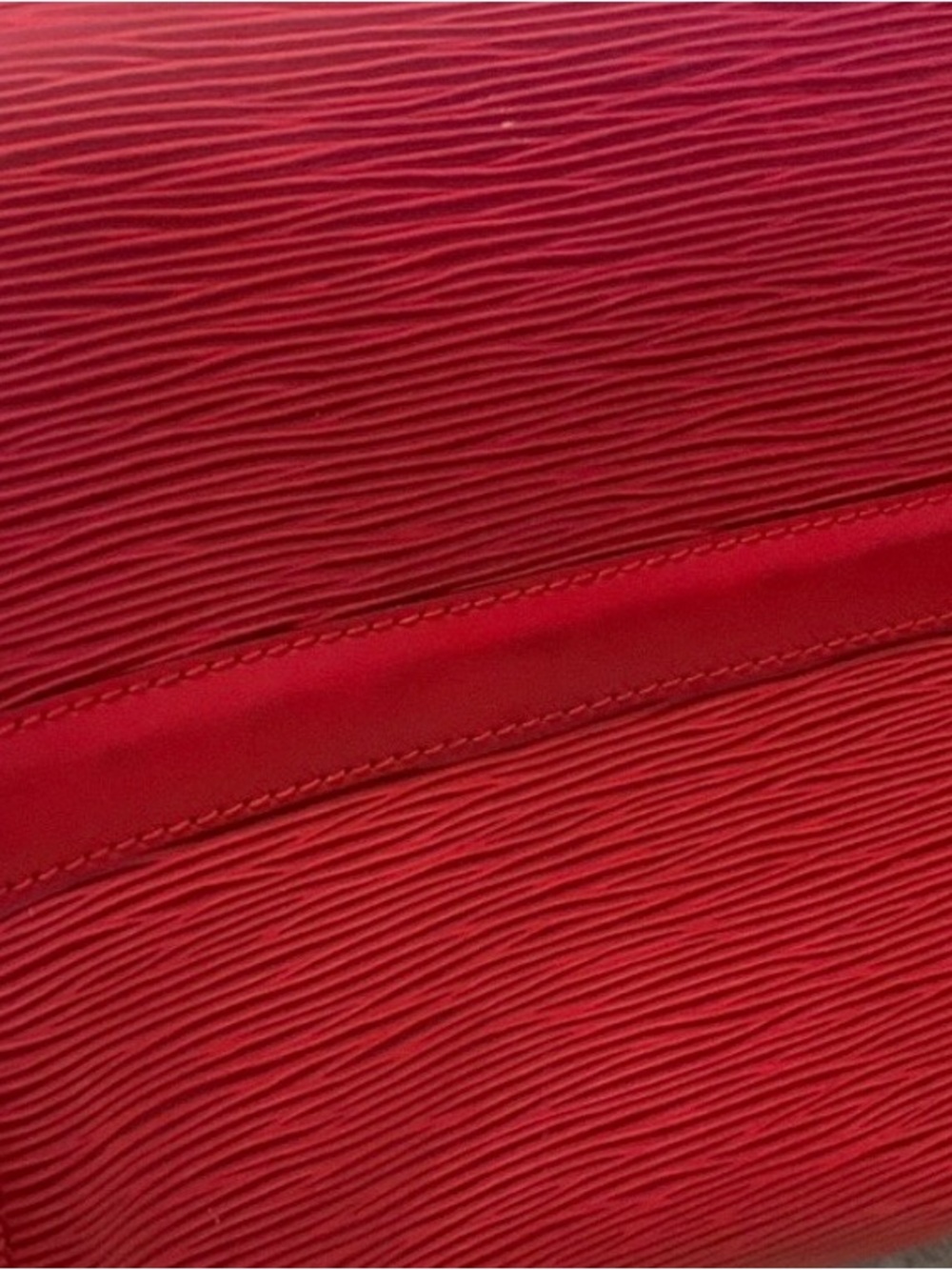 AuthenticVintage Louis Vuitton Red Epi Speedy 30 - Picture 4 of 14